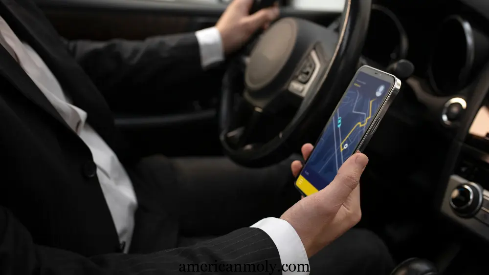Choosing the Right Car Tracker for Cars, Vans, and Fleets